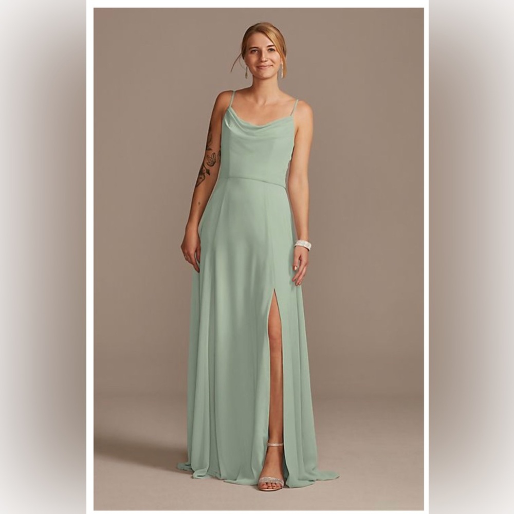 Perfect Dress for Prom or a Bridal Party!